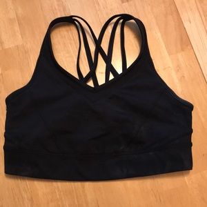 Lululemon sports bra size 6